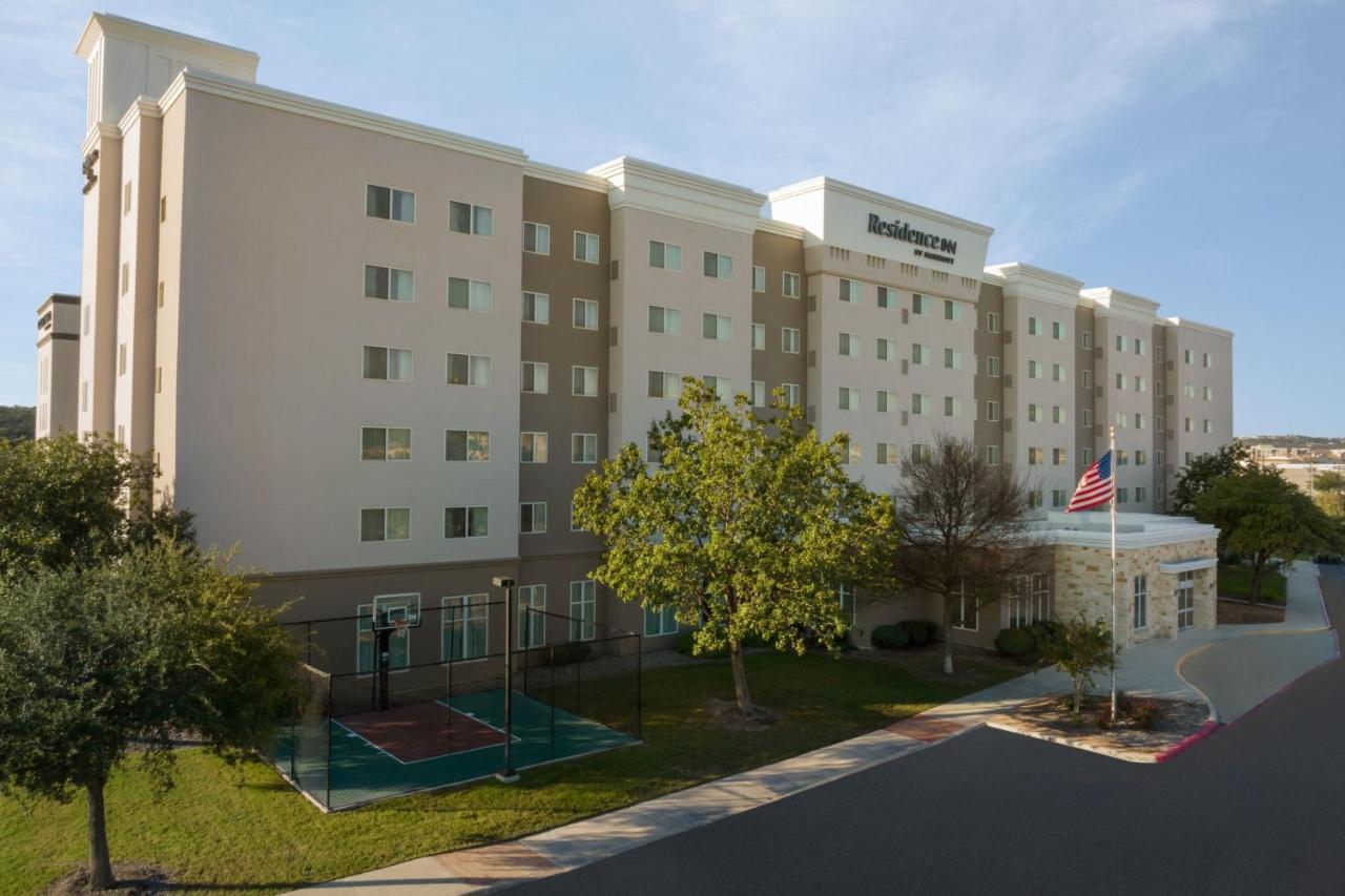 Residence Inn By Marriott San Antonio Six Flags At The Rim Luaran gambar