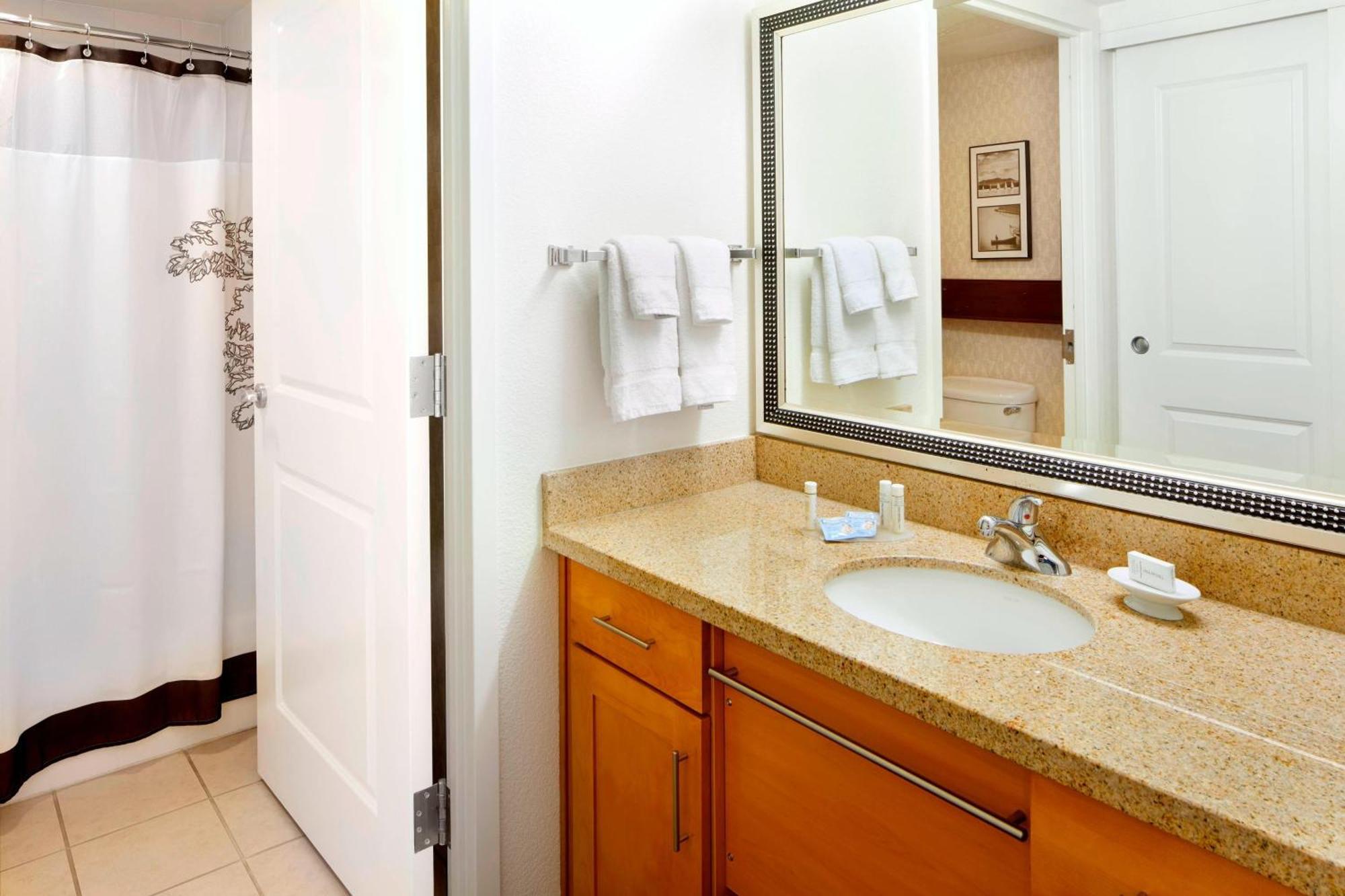 Residence Inn By Marriott San Antonio Six Flags At The Rim Luaran gambar