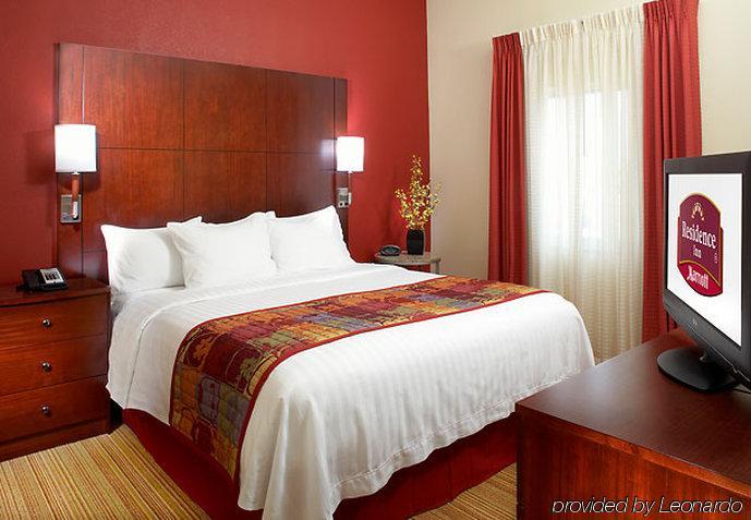 Residence Inn By Marriott San Antonio Six Flags At The Rim Bilik gambar